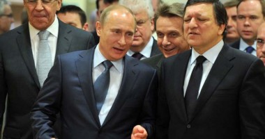 Stire din Actualitate : Putin, felicitat de Barroso pentru soluțiile din "dosarul Siria"