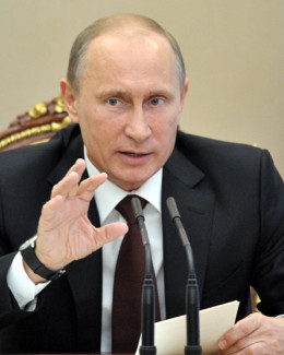 Stire din Actualitate : Putin: "Rusia nu își poate da suveranitatea  la schimb pentru o viață mai bună"