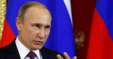 Stire din Actualitate : Putin vrea  să reducă de două  ori în decurs  de șase ani nivelul  sărăciei din Rusia