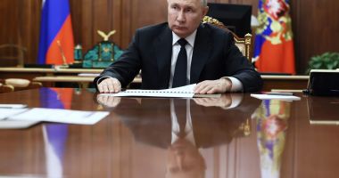 Stire din Actualitate : Întâlnire de gradul 0 la Kremlin: Delegația Hamas s-a pus la masă cu Vladimir Putin