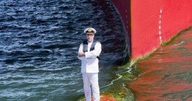 Galerie foto / Vasul Queen Mary 2 aniversează 10 ani cu un pictorial inedit cu căpitanul său - 2