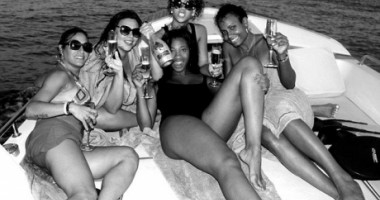 Rihanna, fotografii intime din vacanță - 2