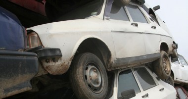 Stire din Economie : "Rabla" pentru firme și instituții publice, amânată cu o săptămână