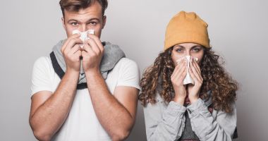 Stire din Sănătate : Aţi răcit? Feriţi-vă restul familiei să nu se îmbolnăvească!