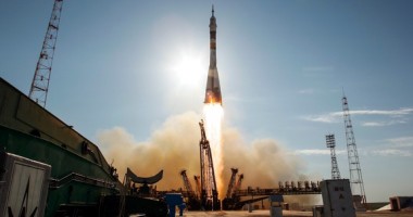 Stire din Actualitate : O rachetă Soyuz a decolat  spre Stația Spațială Internațională