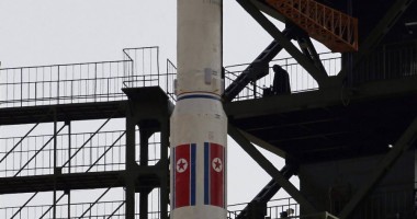 Stire din Actualitate : Moscova solicită Phenianului să revină asupra deciziei de a lansa o rachetă