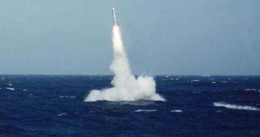 Rusia a efectuat teste masive ale forțelor atomice strategice
