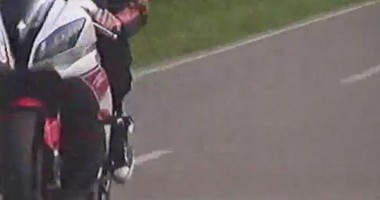Stire din Eveniment : RECORD DE VITEZĂ LA CONSTANȚA / Un motociclist prins cu 243 km/h lângă Neptun / Video
