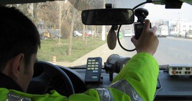Stire din Eveniment : Atenție, șoferi! Unde sunt amplasate radarele Poliției Rutiere, astăzi
