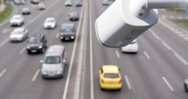 Stire din Social : Încă 400 de radare fixe vor fi instalate pe drumurile din România. Locurile unde vor fi amplasate