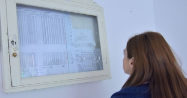 Stire din Social : "Cocoșați" de factura la întreținere. "Rămânem fără bani de medicamente!"