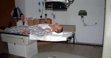 Disperarea bolnavilor de cancer, la limită. Cât trebuie să mai aștepte ca să facă radioterapie la Constanța? - 4