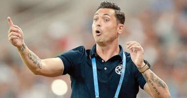 Stire din Sport : Fotbal / Argăseală: Rădoi nu intenționează să plece de la Steaua