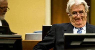 Stire din Actualitate : Radovan Karadzici află astăzi sentința în dosarul masacrului de la Srebenința