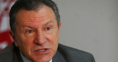 Stire din Politică-Administrație : Berceanu cere demisia conducerii PDL. "E necesar congres extraordinar"