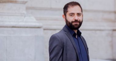 Stire din Politică-Administrație : Radu Burnete, numit consilier prezidențial pe probleme economice și sociale