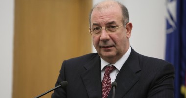 Stire din Economie : Radu Ghețea, dat afara de la CEC