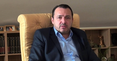 Stire din Eveniment : Deputatului Cătălin Rădulescu i-a fost suspendat permisul de port-armă