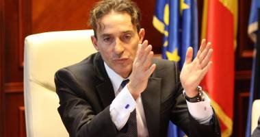 Stire din Eveniment : RADU MAZĂRE, ÎN AREST LA DOMICILIU