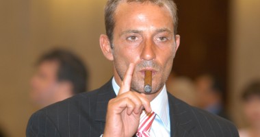 Stire din Politică-Administrație : Mazăre negociază funcții cu Guvernul Ponta
