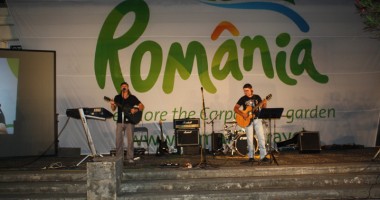 Stire din Diverse : Artiști români din diaspora expun la Accademia di Romania