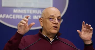 Stire din Eveniment : Raed Arafat, audiat la DNA într-un dosar privind achiziția unui elicopter SMURD