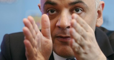 Stire din Sănătate : Medicii care studiază în străinătate nu au"trecere" în țară