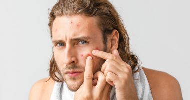 Stire din Sănătate : Râia debutează cu mâncărimi intense pe timpul nopții