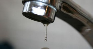 Stire din Social : Sute de blocuri,  în pericol de a fi debranșate de la apă
