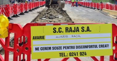 Stire din Social : Atenție, șoferi! Trafic restricționat pe bulevardul Tomis. Se lucrează la conductele de apă
