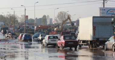 Galerie foto / DOREL LOVEȘTE LA CONSTANȚA. Iată ce dezastru au făcut constructorii unei benzinării care au avariat magistrala RAJA de apă - 5