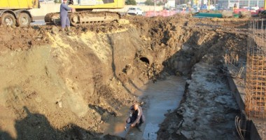 Galerie foto / DOREL LOVEȘTE LA CONSTANȚA. Iată ce dezastru au făcut constructorii unei benzinării care au avariat magistrala RAJA de apă - 4