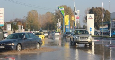 Galerie foto / DOREL LOVEȘTE LA CONSTANȚA. Iată ce dezastru au făcut constructorii unei benzinării care au avariat magistrala RAJA de apă - 7