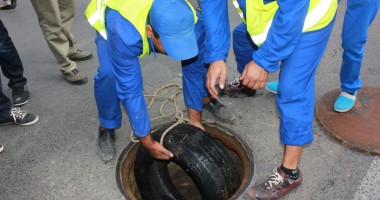 Ce au găsit echipele RAJA care curăță canalizarea din Constanța - 4
