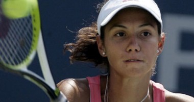 Stire din Sport : Raluca Olaru s-a calificat în turul doi la dublu la Australian Open