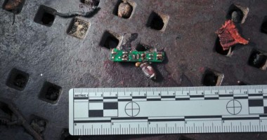 Stire din Actualitate : Galerie FOTO/ Cum au fost făcute BOMBELE folosite în CARNAGIUL din Boston