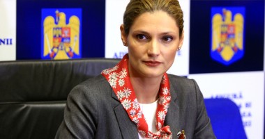 Stire din Economie : Ce i-a cerut comunitatea portuară șefei Transporturilor românești
