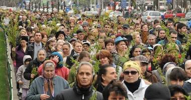 Stire din Cultură-Educație : Ramurile de salcie, păstrată în case