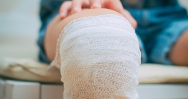 Stire din Sănătate : Prezența la medic, obligatorie în cazul rănilor profunde!