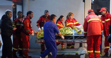 Stire din Eveniment : MORȚI DIN CAUZA INFECȚIEI DIN SPITALE! Anchetă în unitățile în care au fost tratați răniții din Colectiv