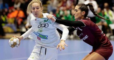Stire din Sport : CS Rapid Bucureşti, învinsă acasă de Gyor, în Liga Campionilor la handbal feminin