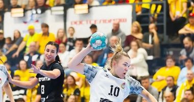 Stire din Sport : Handbalista Viktoria Şamanovskaia, sportivă de talie mondială, a semnat cu Rapid