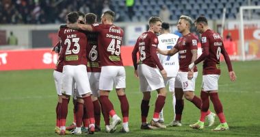 Stire din Sport : Rapid, gata să renunţe la cinci jucători în această vară