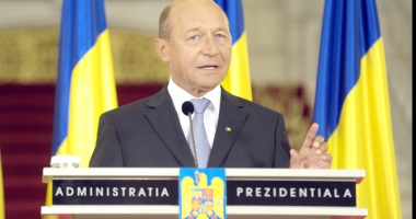 Stire din Politică-Administrație : Comisia de anchetă a prezidențialelor din 2009: Fraudarea alegerilor a fost în favoarea lui Traian Băsescu