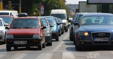 Stire din Eveniment : RAR schimbă Cartea de Identitate a Vehiculului