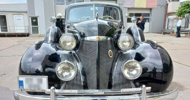 Un Cadillac de poveste, în inspecție la RAR Constanța. Bijuteria pe roți a aparținut unei celebre actrițe britanice - 3