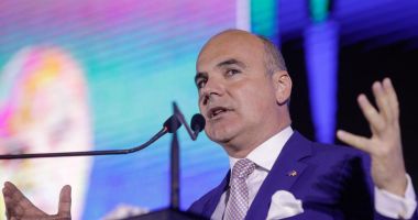 Stire din Politică-Administrație : Rareş Bogdan: „Vineri vom depune la Biroul Electoral Central lista de candidaţi pentru europarlamentare”