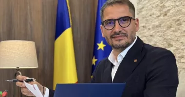 Stire din Politică-Administrație : Costin Răsăuțeanu: Eliminarea reducerii de impozit pune în pericol turismul din Constanța