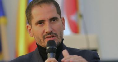 Stire din Politică-Administrație : Costin Răsăuţeanu trage un semnal de alarmă: „Investiţiile nu trebuie oprite”