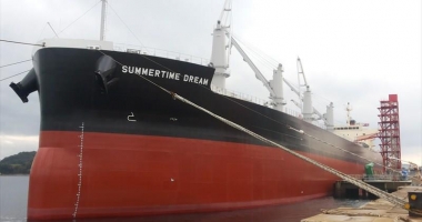 Stire din Economie : Răsturnare spectaculoasă  în cazul navei "Summertime Dream"
